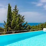 Bougainvillea Вилла